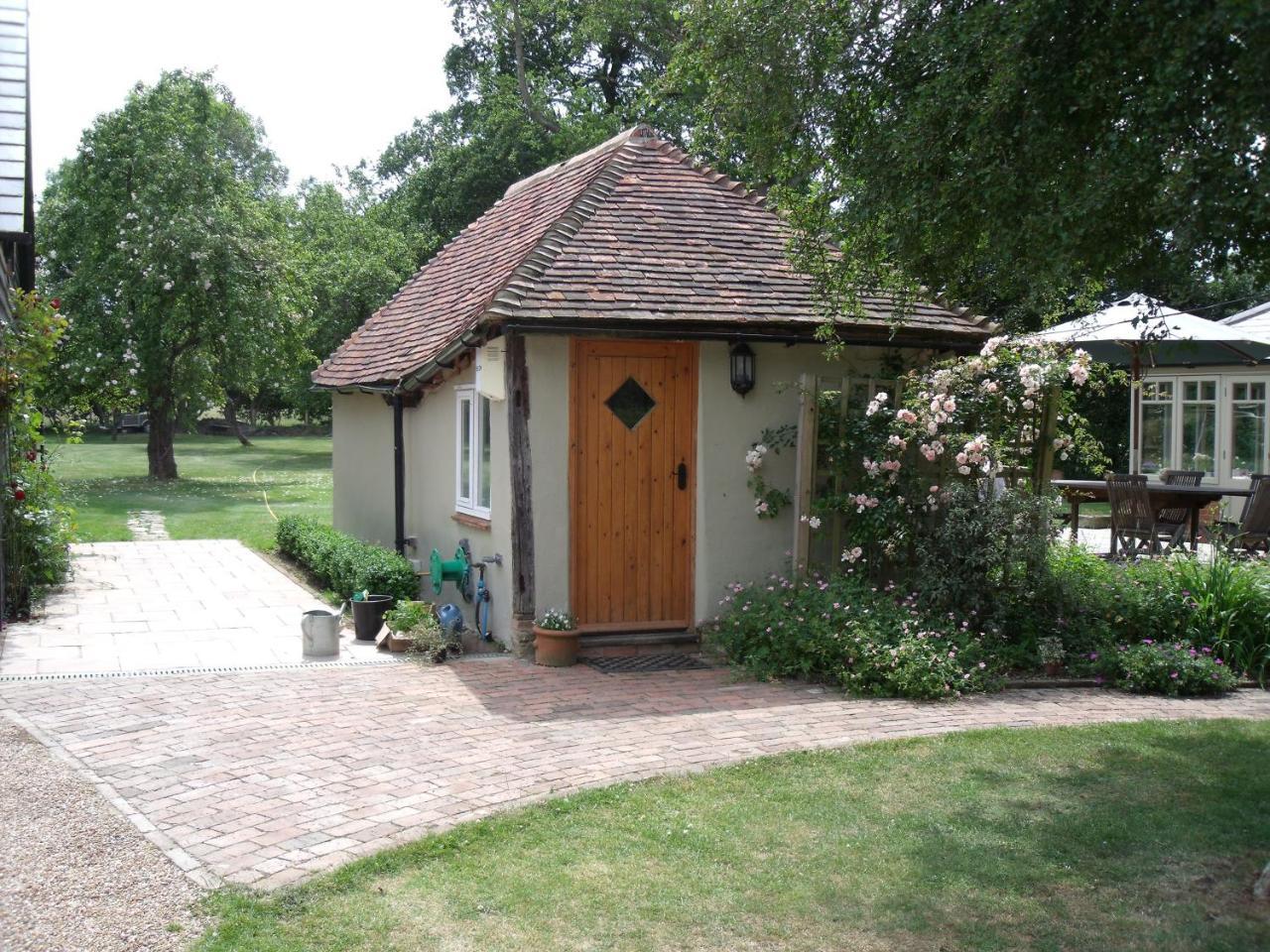 Wilderness B&B 3 Self Contained Rooms Nr Sissinghurst Headcorn Extérieur photo